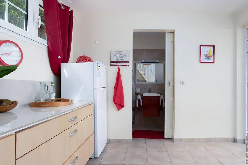 Cabanon En Bord De Plage, Anse Figuier Riviere-Pilote Holiday home